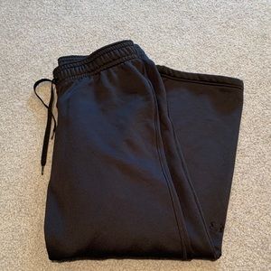 Under Armour women’s sweatpants